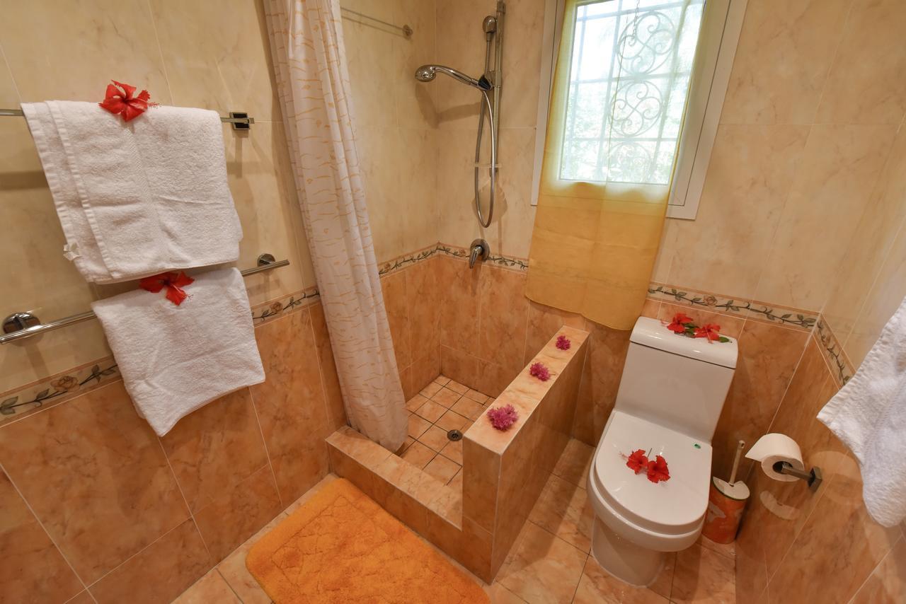 Jessies Guest House Seychelles Beau Vallon  Exterior foto